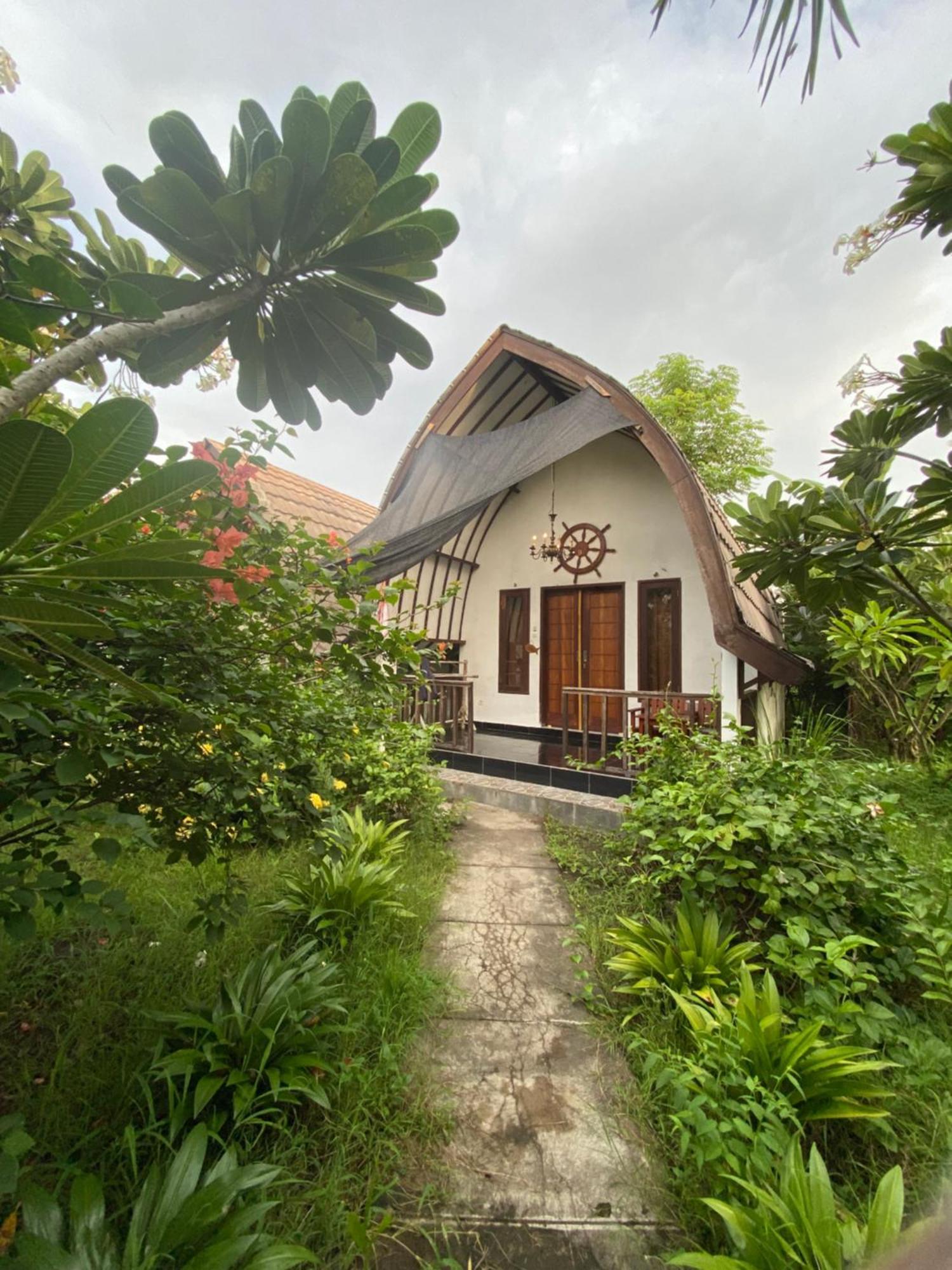 Mustika Ocean Lodge Gili Air Ngoại thất bức ảnh