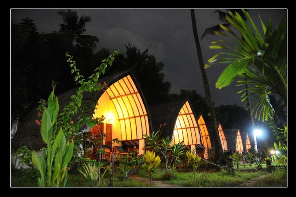 Mustika Ocean Lodge Gili Air Ngoại thất bức ảnh